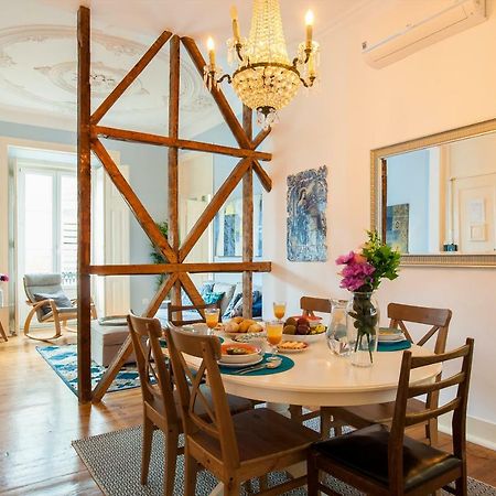 Bairro Alto 3 Bedroom Patio Flat! Lisboa Kültér fotó