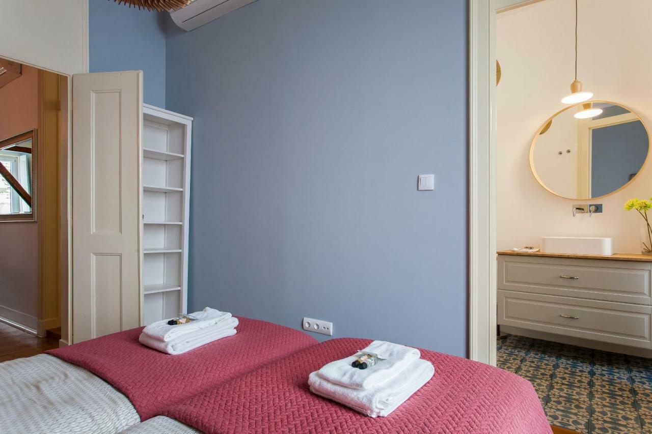 Bairro Alto 3 Bedroom Patio Flat! Lisboa Kültér fotó