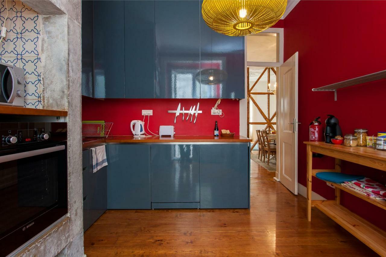 Bairro Alto 3 Bedroom Patio Flat! Lisboa Kültér fotó